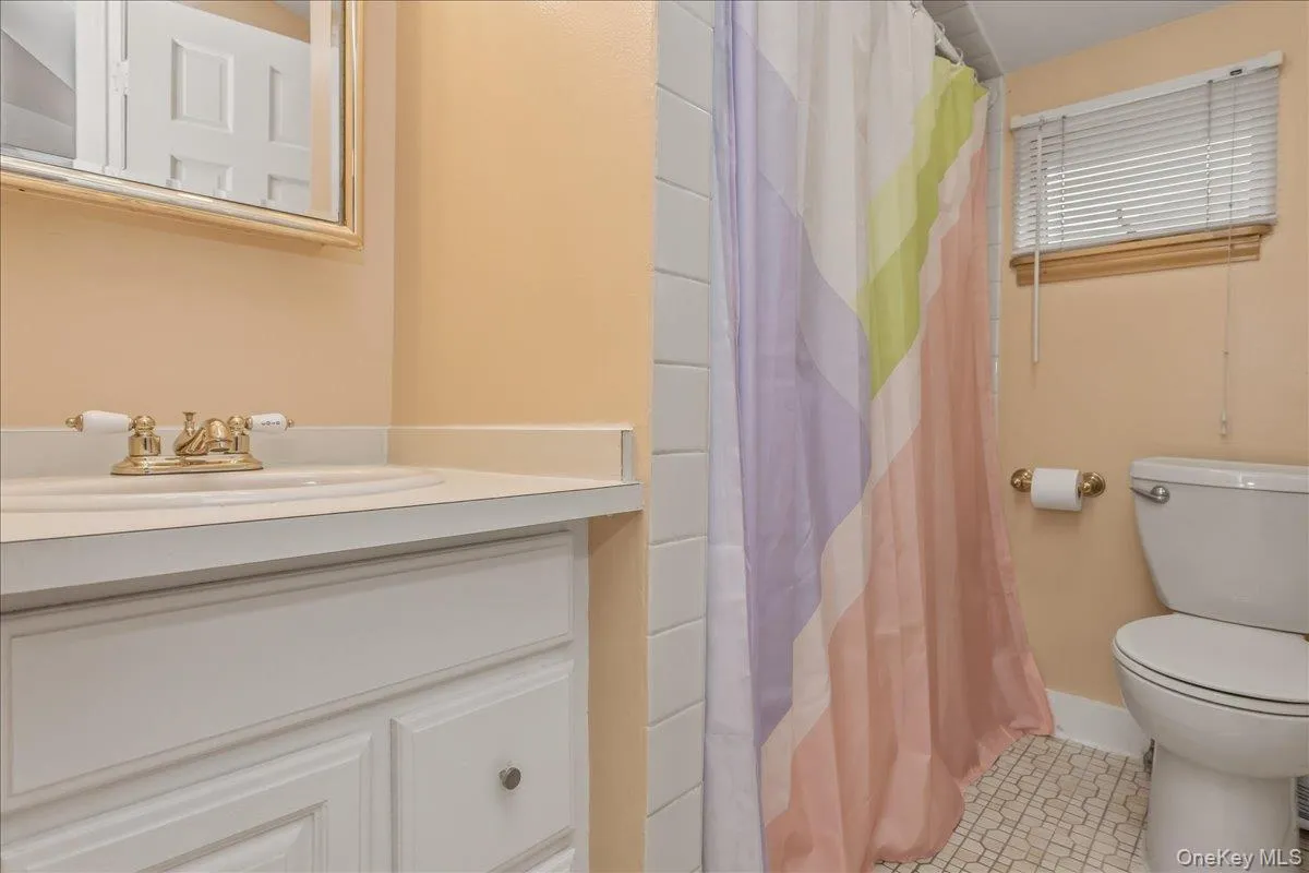 3158 Rawlins Avenue, New York, NY, 5 Bedrooms Bedrooms, 10 Rooms Rooms,3 BathroomsBathrooms,Residential,For Rent,Rawlins,0,1017978 3158 Rawlins Avenue, New York, NY, 5 Bedrooms Bedrooms, 10 Rooms Rooms,3 BathroomsBathrooms,Residential,For Rent,Rawlins,0,1017978