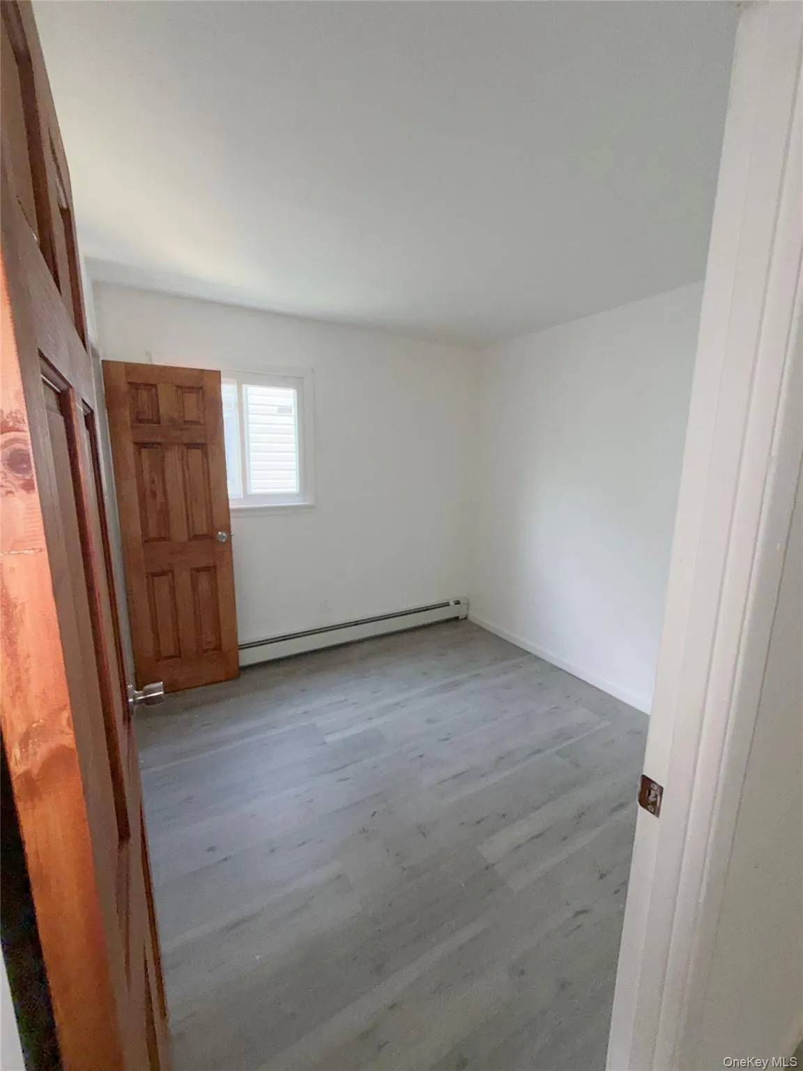 6947 Hillmeyer Avenue, New York, NY, 3 Bedrooms Bedrooms, 5 Rooms Rooms,1 BathroomBathrooms,Residential Lease,For Rent,Hillmeyer,0,1017979 6947 Hillmeyer Avenue, New York, NY, 3 Bedrooms Bedrooms, 5 Rooms Rooms,1 BathroomBathrooms,Residential Lease,For Rent,Hillmeyer,0,1017979