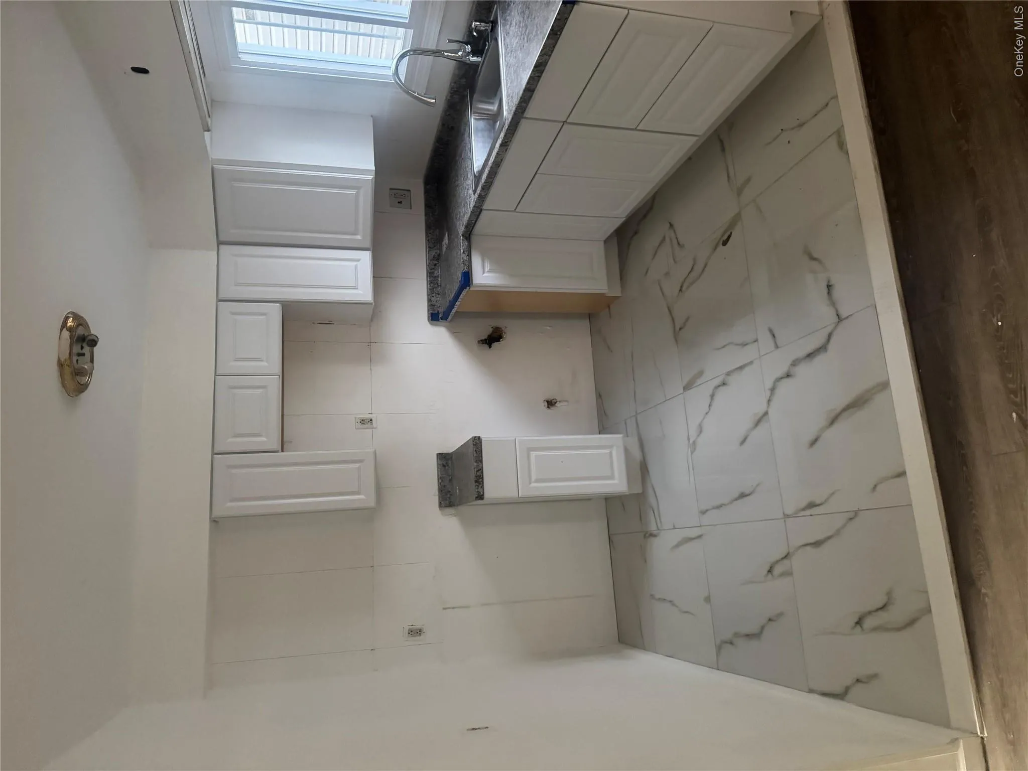 6947 Hillmeyer Avenue, New York, NY, 3 Bedrooms Bedrooms, 5 Rooms Rooms,1 BathroomBathrooms,Residential Lease,For Rent,Hillmeyer,0,KEY1017979 6947 Hillmeyer Avenue, New York, NY, 3 Bedrooms Bedrooms, 5 Rooms Rooms,1 BathroomBathrooms,Residential Lease,For Rent,Hillmeyer,0,KEY1017979