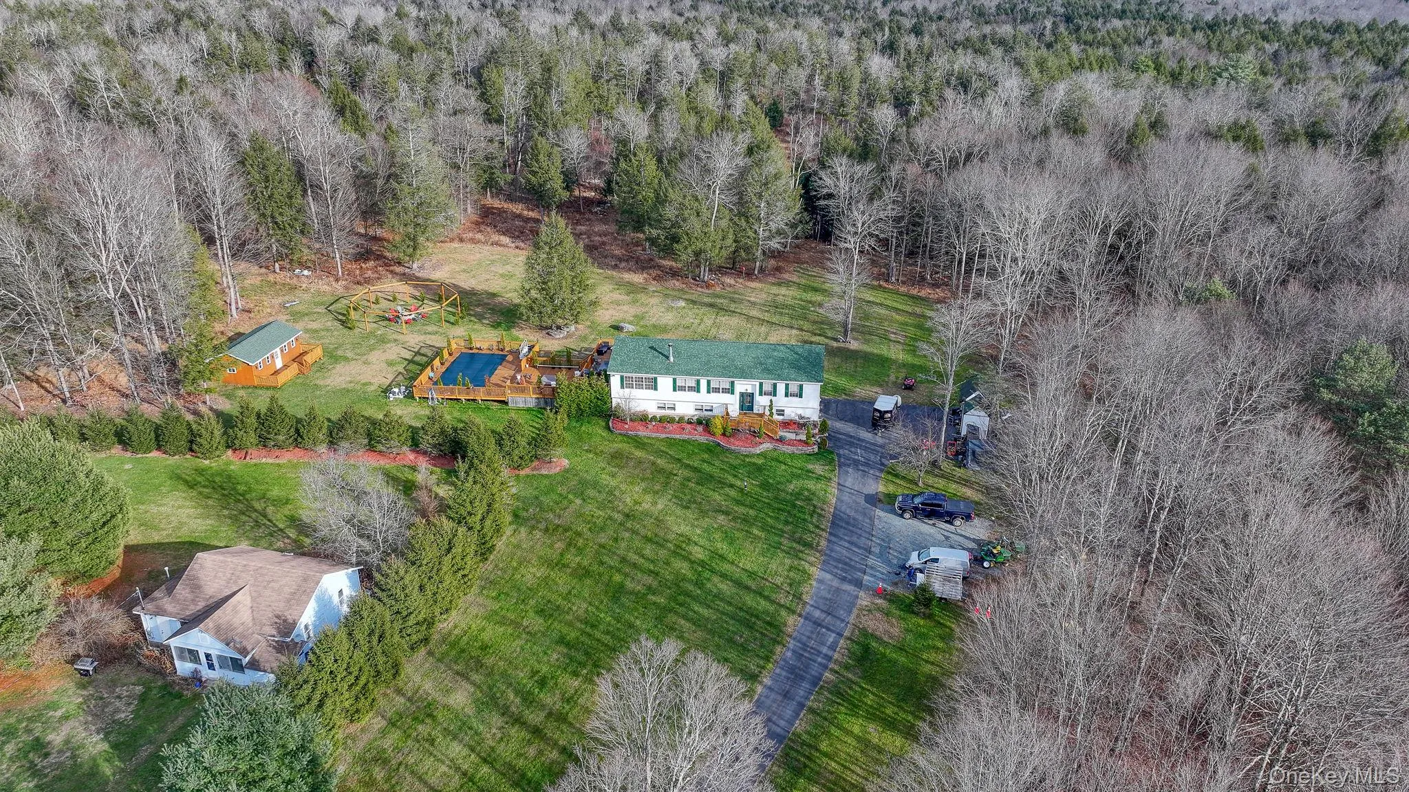 226 Big Woods Road, Thompson, NY, 3 Bedrooms Bedrooms, 9 Rooms Rooms,3 BathroomsBathrooms,Residential,For Rent,Big Woods,0,1017983 226 Big Woods Road, Thompson, NY, 3 Bedrooms Bedrooms, 9 Rooms Rooms,3 BathroomsBathrooms,Residential,For Rent,Big Woods,0,1017983