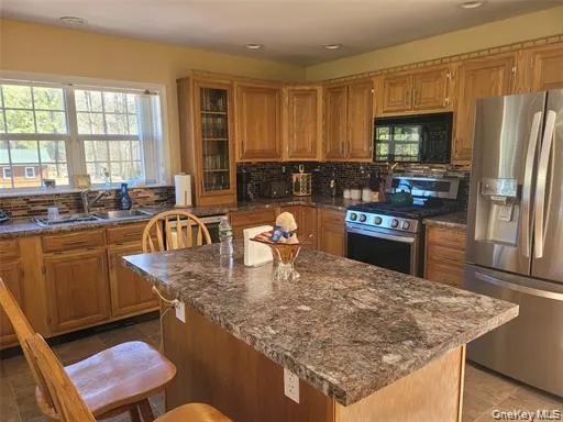 226 Big Woods Road, Thompson, NY, 3 Bedrooms Bedrooms, 9 Rooms Rooms,3 BathroomsBathrooms,Residential,For Rent,Big Woods,0,1017983 226 Big Woods Road, Thompson, NY, 3 Bedrooms Bedrooms, 9 Rooms Rooms,3 BathroomsBathrooms,Residential,For Rent,Big Woods,0,1017983