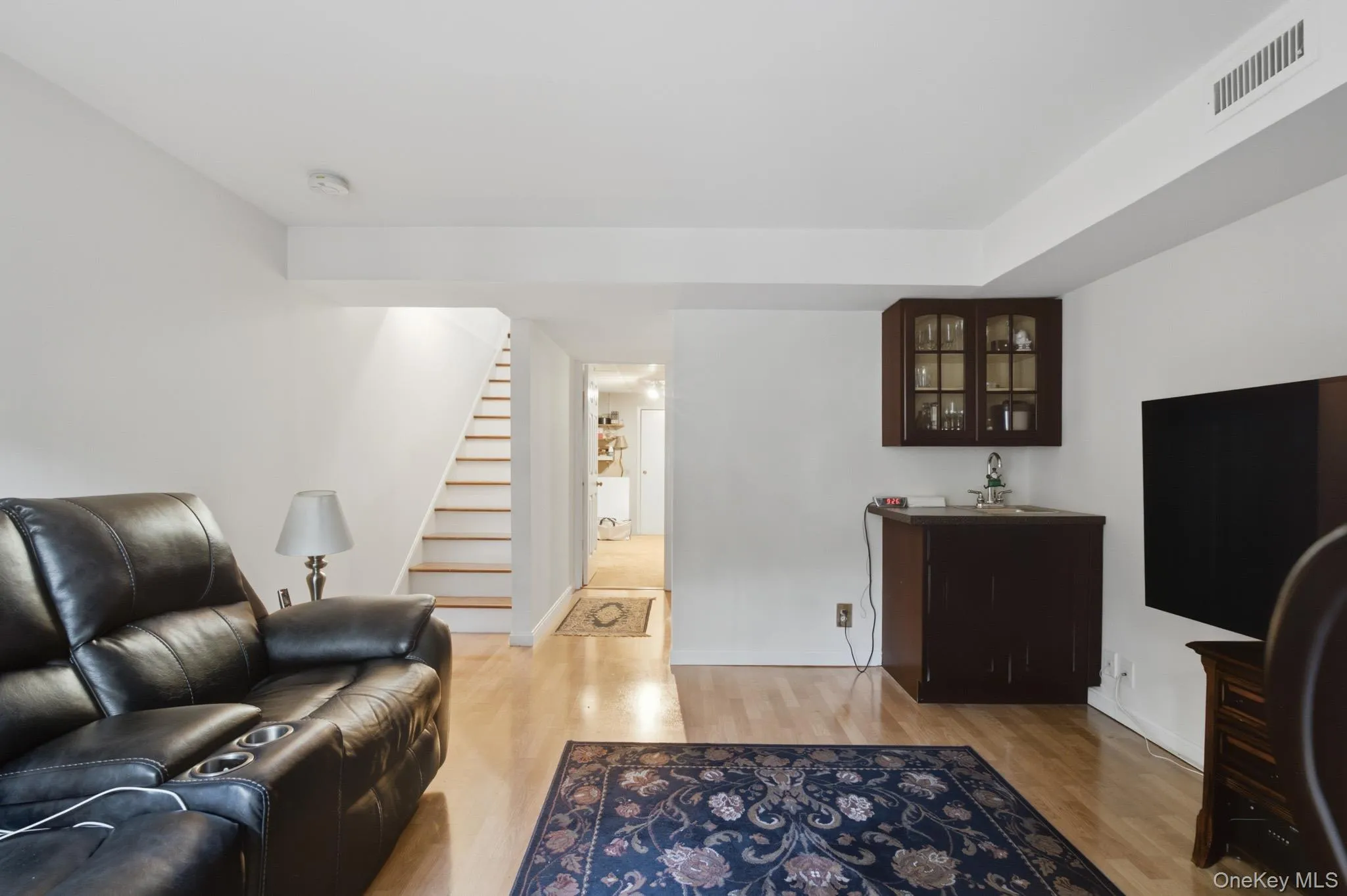 22 Washington Mews, Rye Town, NY, 2 Bedrooms Bedrooms, 6 Rooms Rooms,2 BathroomsBathrooms,Residential,For Rent,Washington,0,1017986 22 Washington Mews, Rye Town, NY, 2 Bedrooms Bedrooms, 6 Rooms Rooms,2 BathroomsBathrooms,Residential,For Rent,Washington,0,1017986