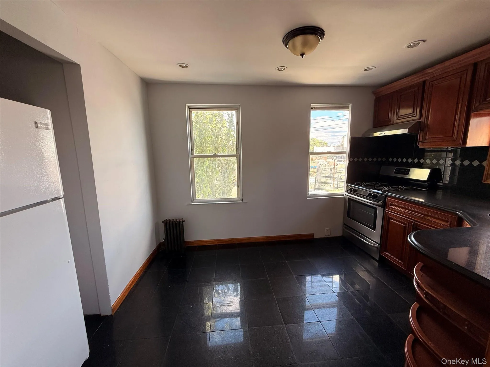 21734 Hempstead Avenue, New York, NY, 3 Bedrooms Bedrooms, 6 Rooms Rooms,1 BathroomBathrooms,Residential Lease,For Rent,Hempstead,0,KEY1017988 21734 Hempstead Avenue, New York, NY, 3 Bedrooms Bedrooms, 6 Rooms Rooms,1 BathroomBathrooms,Residential Lease,For Rent,Hempstead,0,KEY1017988