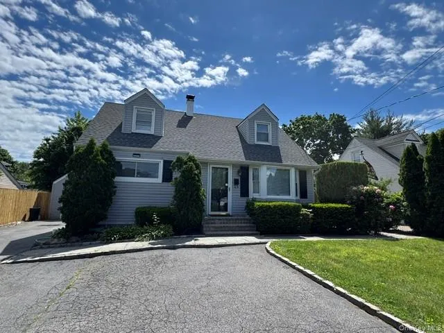277 Jackson Avenue, Oyster Bay, NY, 4 Bedrooms Bedrooms, 6 Rooms Rooms,3 BathroomsBathrooms,Residential Lease,For Rent,Jackson,0,1017989 277 Jackson Avenue, Oyster Bay, NY, 4 Bedrooms Bedrooms, 6 Rooms Rooms,3 BathroomsBathrooms,Residential Lease,For Rent,Jackson,0,1017989
