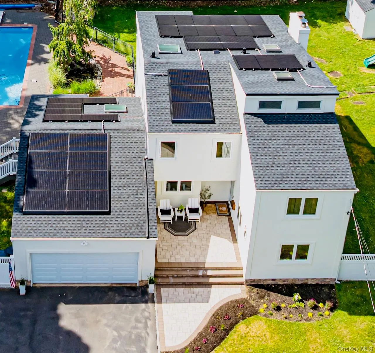 20 Oak Street, Smithtown, NY, 3 Bedrooms Bedrooms, 8 Rooms Rooms,2 BathroomsBathrooms,Residential,For Rent,Oak,0,1017995 20 Oak Street, Smithtown, NY, 3 Bedrooms Bedrooms, 8 Rooms Rooms,2 BathroomsBathrooms,Residential,For Rent,Oak,0,1017995