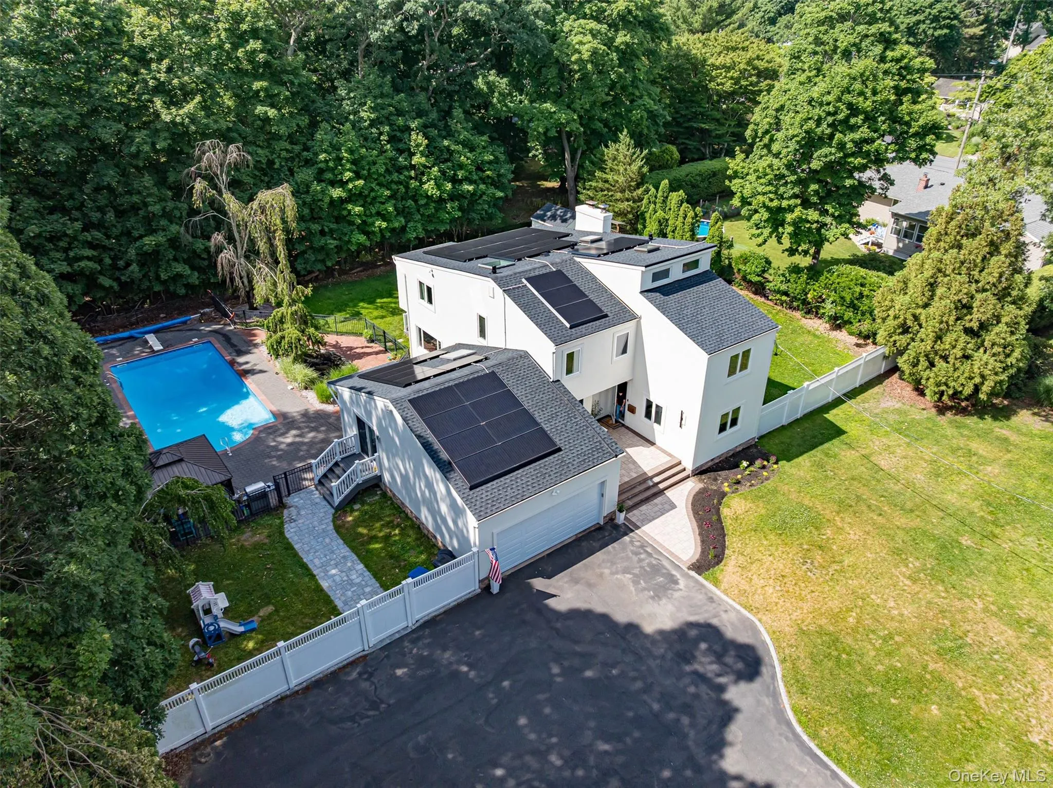 20 Oak Street, Smithtown, NY, 3 Bedrooms Bedrooms, 8 Rooms Rooms,2 BathroomsBathrooms,Residential,For Rent,Oak,0,1017995 20 Oak Street, Smithtown, NY, 3 Bedrooms Bedrooms, 8 Rooms Rooms,2 BathroomsBathrooms,Residential,For Rent,Oak,0,1017995