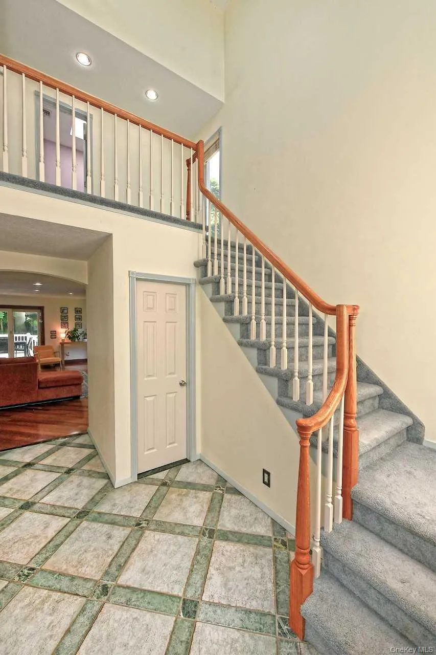 20 Oak Street, Smithtown, NY, 3 Bedrooms Bedrooms, 8 Rooms Rooms,2 BathroomsBathrooms,Residential,For Rent,Oak,0,1017995 20 Oak Street, Smithtown, NY, 3 Bedrooms Bedrooms, 8 Rooms Rooms,2 BathroomsBathrooms,Residential,For Rent,Oak,0,1017995