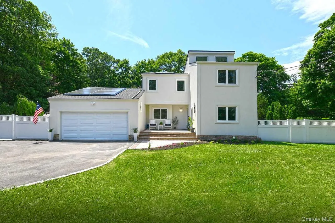 20 Oak Street, Smithtown, NY, 3 Bedrooms Bedrooms, 8 Rooms Rooms,2 BathroomsBathrooms,Residential,For Rent,Oak,0,1017995 20 Oak Street, Smithtown, NY, 3 Bedrooms Bedrooms, 8 Rooms Rooms,2 BathroomsBathrooms,Residential,For Rent,Oak,0,1017995