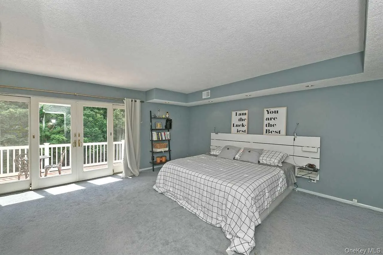 20 Oak Street, Smithtown, NY, 3 Bedrooms Bedrooms, 8 Rooms Rooms,2 BathroomsBathrooms,Residential,For Rent,Oak,0,1017995 20 Oak Street, Smithtown, NY, 3 Bedrooms Bedrooms, 8 Rooms Rooms,2 BathroomsBathrooms,Residential,For Rent,Oak,0,1017995