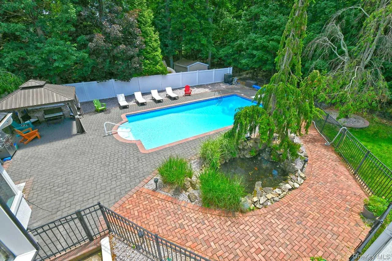 20 Oak Street, Smithtown, NY, 3 Bedrooms Bedrooms, 8 Rooms Rooms,2 BathroomsBathrooms,Residential,For Rent,Oak,0,1017995 20 Oak Street, Smithtown, NY, 3 Bedrooms Bedrooms, 8 Rooms Rooms,2 BathroomsBathrooms,Residential,For Rent,Oak,0,1017995