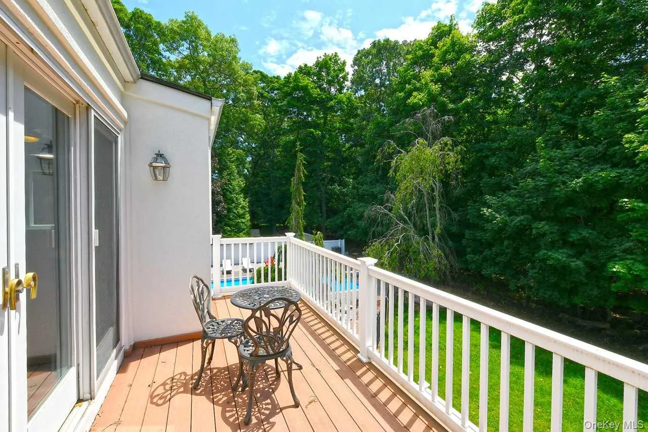 20 Oak Street, Smithtown, NY, 3 Bedrooms Bedrooms, 8 Rooms Rooms,2 BathroomsBathrooms,Residential,For Rent,Oak,0,1017995 20 Oak Street, Smithtown, NY, 3 Bedrooms Bedrooms, 8 Rooms Rooms,2 BathroomsBathrooms,Residential,For Rent,Oak,0,1017995