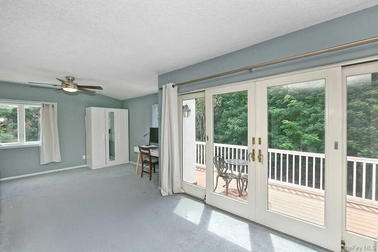 20 Oak Street, Smithtown, NY, 3 Bedrooms Bedrooms, 8 Rooms Rooms,2 BathroomsBathrooms,Residential,For Rent,Oak,0,1017995 20 Oak Street, Smithtown, NY, 3 Bedrooms Bedrooms, 8 Rooms Rooms,2 BathroomsBathrooms,Residential,For Rent,Oak,0,1017995
