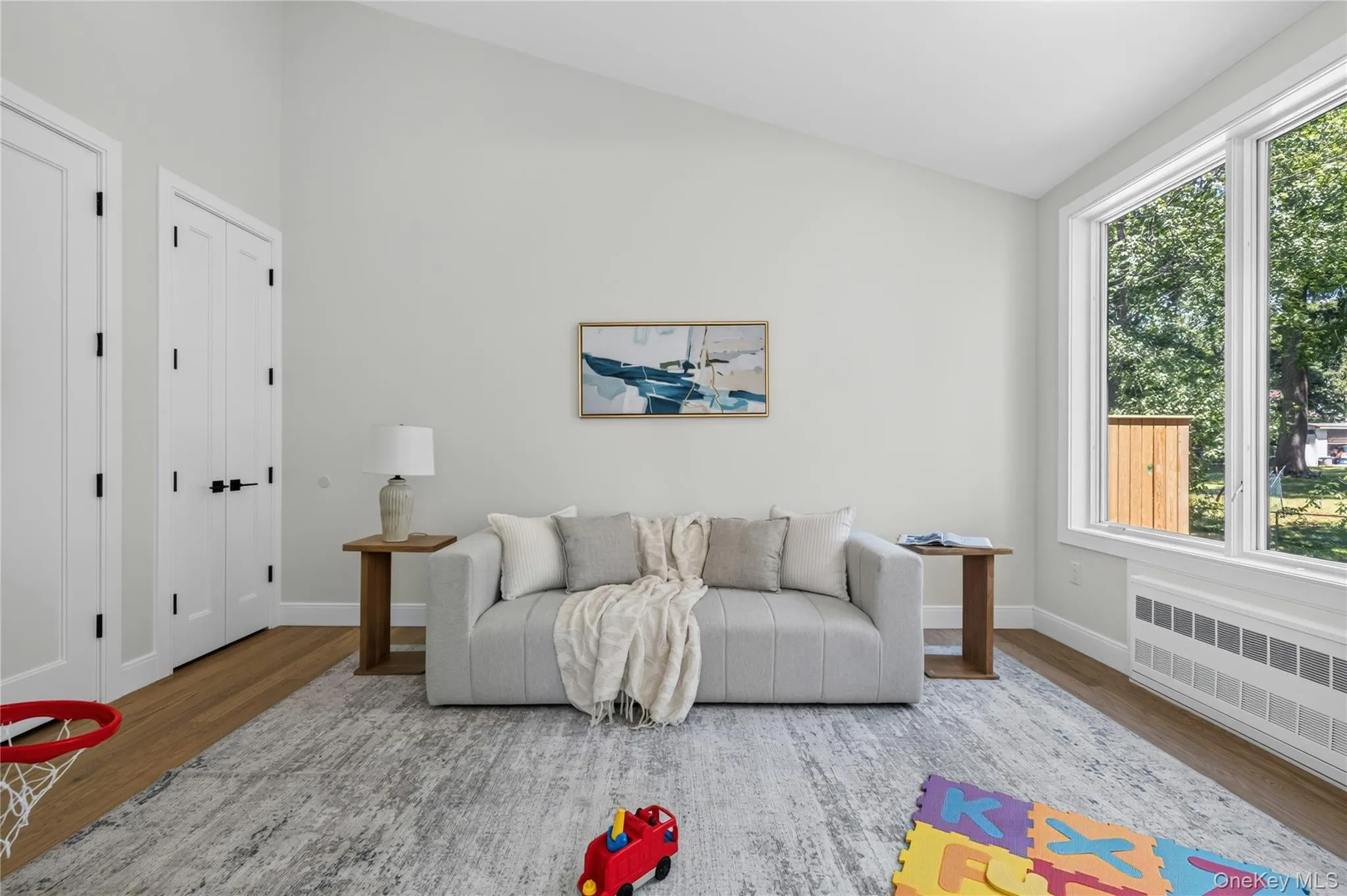 Family Room+ Kitchen Family Room+ Kitchen
