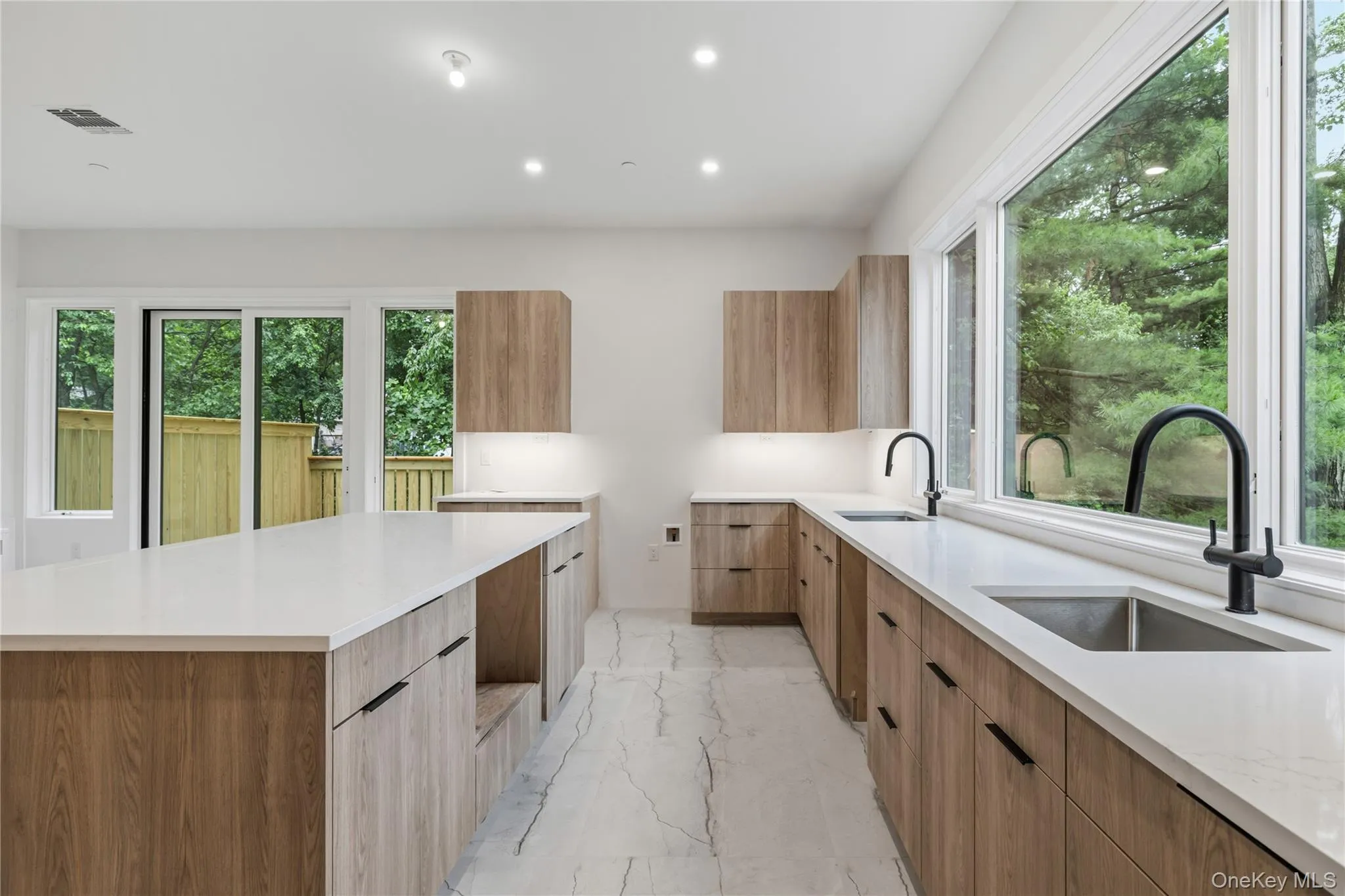 3 Greene Road, Ramapo, NY, 8 Bedrooms Bedrooms, 15 Rooms Rooms,6 BathroomsBathrooms,Residential,For Rent,Greene,0,1017996 3 Greene Road, Ramapo, NY, 8 Bedrooms Bedrooms, 15 Rooms Rooms,6 BathroomsBathrooms,Residential,For Rent,Greene,0,1017996