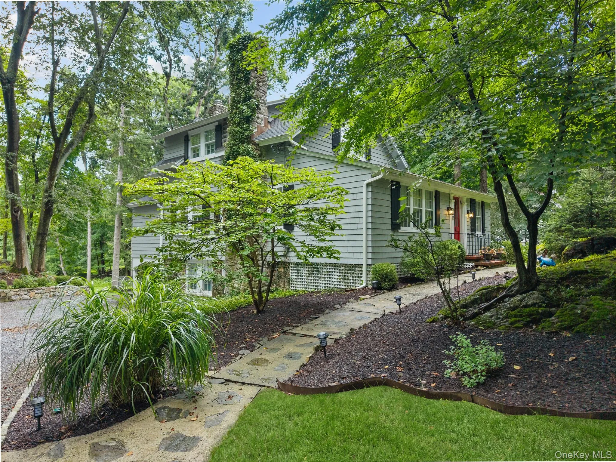 Welcome to 131 Douglas Road, Chappaqua Welcome to 131 Douglas Road, Chappaqua