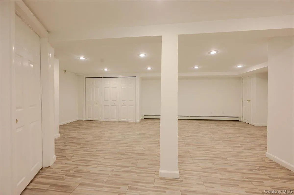 3399 Harold Street, Hempstead, NY, 4 Bedrooms Bedrooms, 10 Rooms Rooms,2 BathroomsBathrooms,Residential,For Rent,Harold,0,KEY1017998 3399 Harold Street, Hempstead, NY, 4 Bedrooms Bedrooms, 10 Rooms Rooms,2 BathroomsBathrooms,Residential,For Rent,Harold,0,KEY1017998