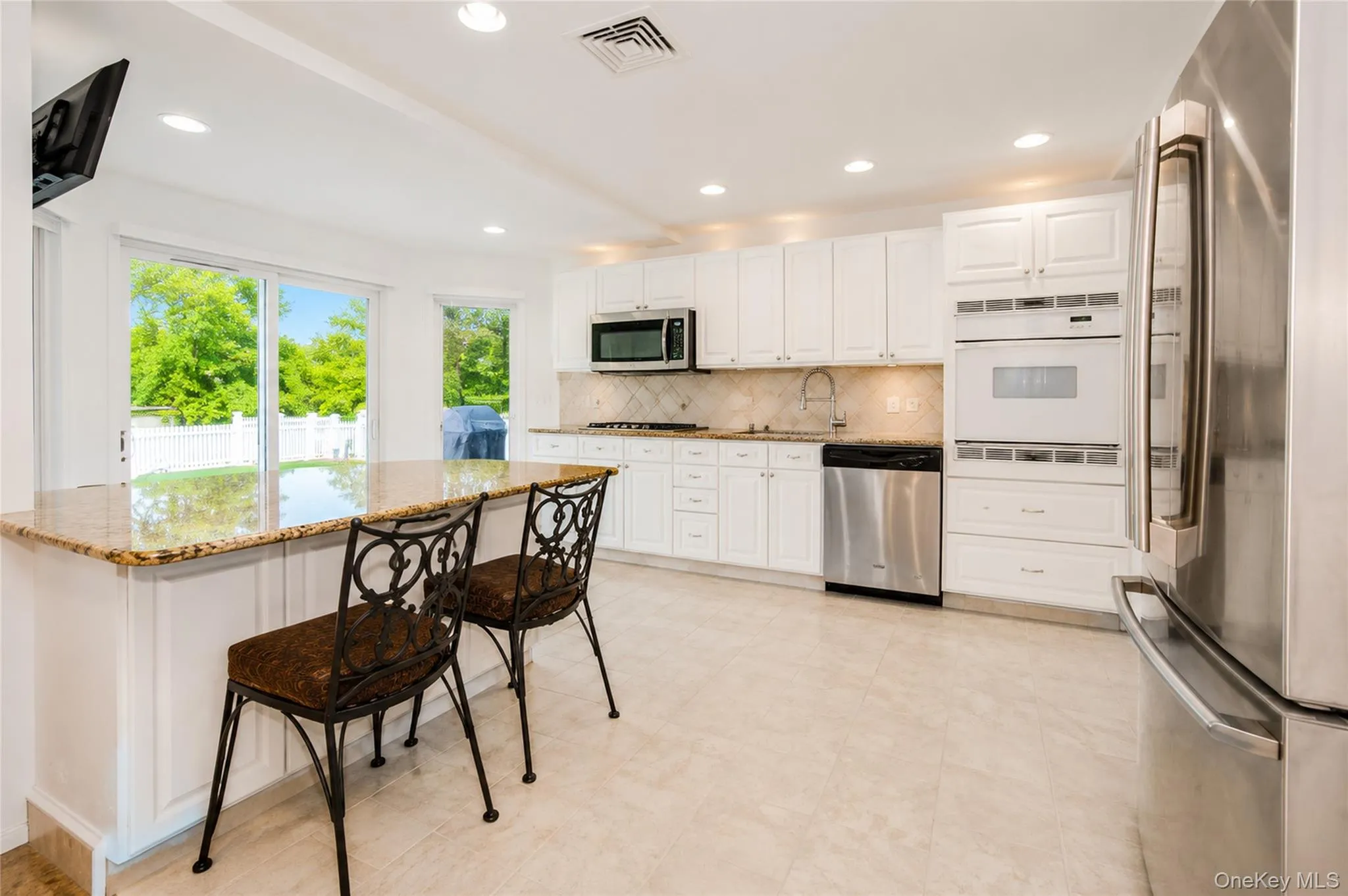3399 Harold Street, Hempstead, NY, 4 Bedrooms Bedrooms, 10 Rooms Rooms,2 BathroomsBathrooms,Residential,For Rent,Harold,0,1017998 3399 Harold Street, Hempstead, NY, 4 Bedrooms Bedrooms, 10 Rooms Rooms,2 BathroomsBathrooms,Residential,For Rent,Harold,0,1017998