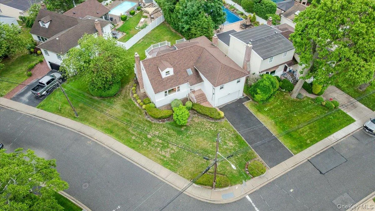 3399 Harold Street, Hempstead, NY, 4 Bedrooms Bedrooms, 10 Rooms Rooms,2 BathroomsBathrooms,Residential,For Rent,Harold,0,KEY1017998 3399 Harold Street, Hempstead, NY, 4 Bedrooms Bedrooms, 10 Rooms Rooms,2 BathroomsBathrooms,Residential,For Rent,Harold,0,KEY1017998
