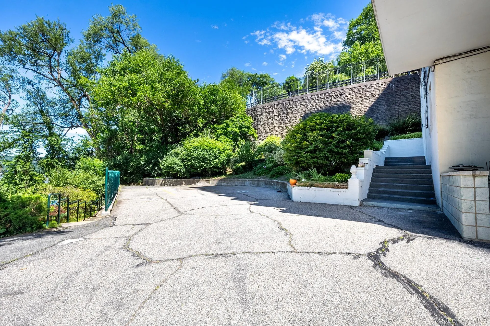 2465 Palisade Avenue, New York, NY, 2 Bedrooms Bedrooms, 4 Rooms Rooms,1 BathroomBathrooms,Residential,For Rent,Palisade,0,KEY1018012 2465 Palisade Avenue, New York, NY, 2 Bedrooms Bedrooms, 4 Rooms Rooms,1 BathroomBathrooms,Residential,For Rent,Palisade,0,KEY1018012