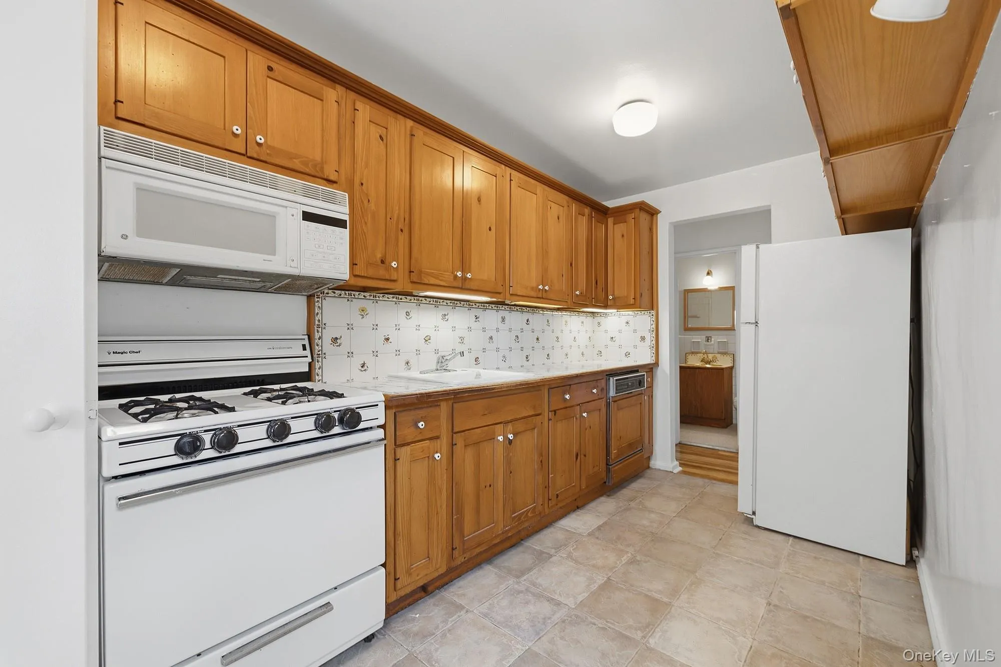 2465 Palisade Avenue, New York, NY, 2 Bedrooms Bedrooms, 4 Rooms Rooms,1 BathroomBathrooms,Residential,For Rent,Palisade,0,KEY1018012 2465 Palisade Avenue, New York, NY, 2 Bedrooms Bedrooms, 4 Rooms Rooms,1 BathroomBathrooms,Residential,For Rent,Palisade,0,KEY1018012