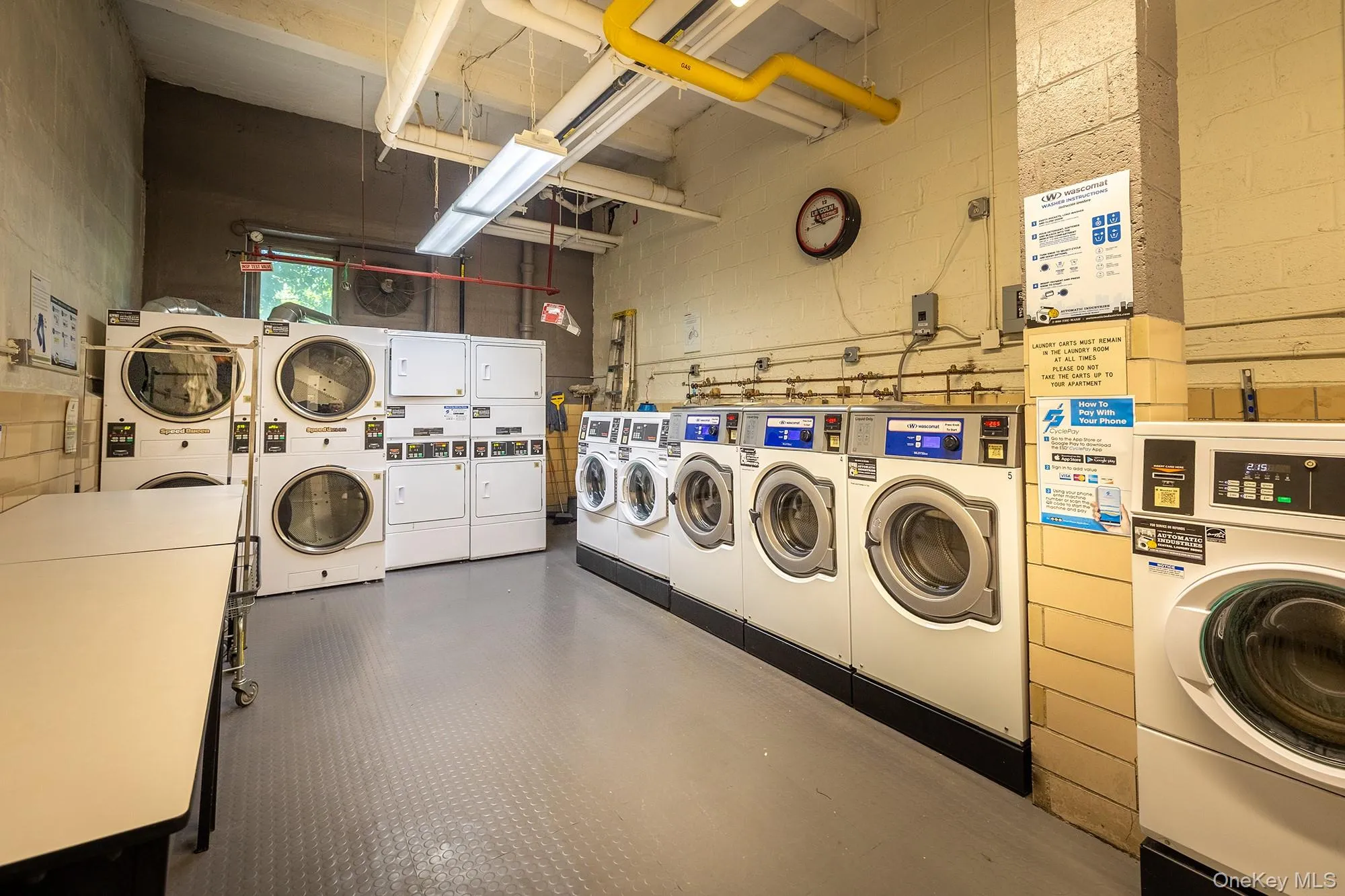2465 Palisade Avenue, New York, NY, 2 Bedrooms Bedrooms, 4 Rooms Rooms,1 BathroomBathrooms,Residential,For Rent,Palisade,0,KEY1018012 2465 Palisade Avenue, New York, NY, 2 Bedrooms Bedrooms, 4 Rooms Rooms,1 BathroomBathrooms,Residential,For Rent,Palisade,0,KEY1018012