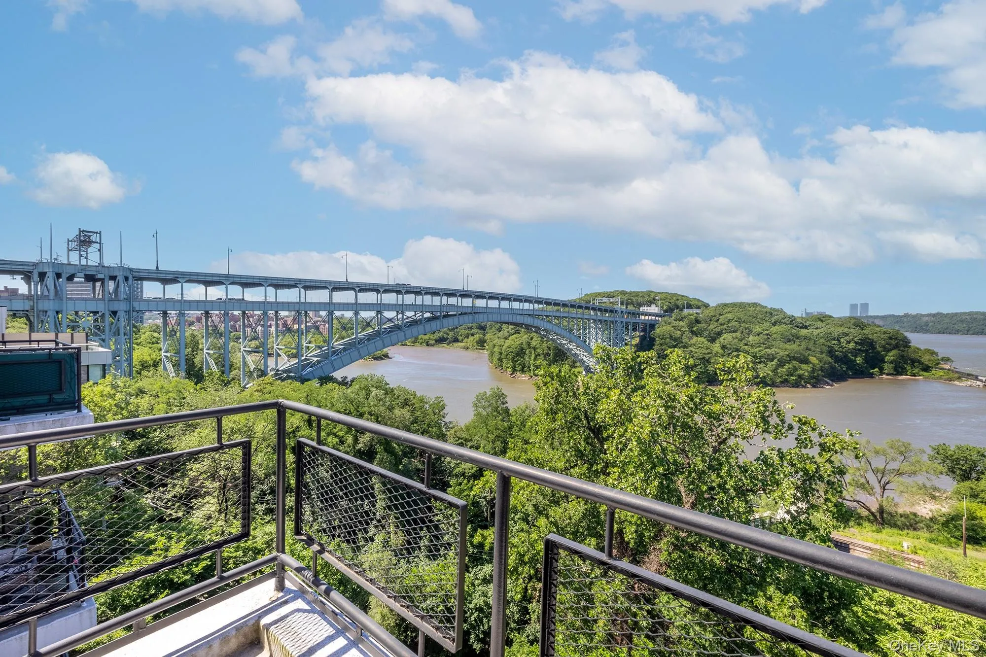 2465 Palisade Avenue, New York, NY, 2 Bedrooms Bedrooms, 4 Rooms Rooms,1 BathroomBathrooms,Residential,For Rent,Palisade,0,KEY1018012 2465 Palisade Avenue, New York, NY, 2 Bedrooms Bedrooms, 4 Rooms Rooms,1 BathroomBathrooms,Residential,For Rent,Palisade,0,KEY1018012
