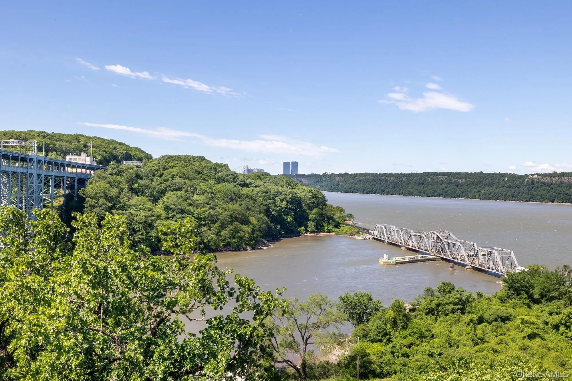 2465 Palisade Avenue, New York, NY, 2 Bedrooms Bedrooms, 4 Rooms Rooms,1 BathroomBathrooms,Residential,For Rent,Palisade,0,KEY1018012 2465 Palisade Avenue, New York, NY, 2 Bedrooms Bedrooms, 4 Rooms Rooms,1 BathroomBathrooms,Residential,For Rent,Palisade,0,KEY1018012