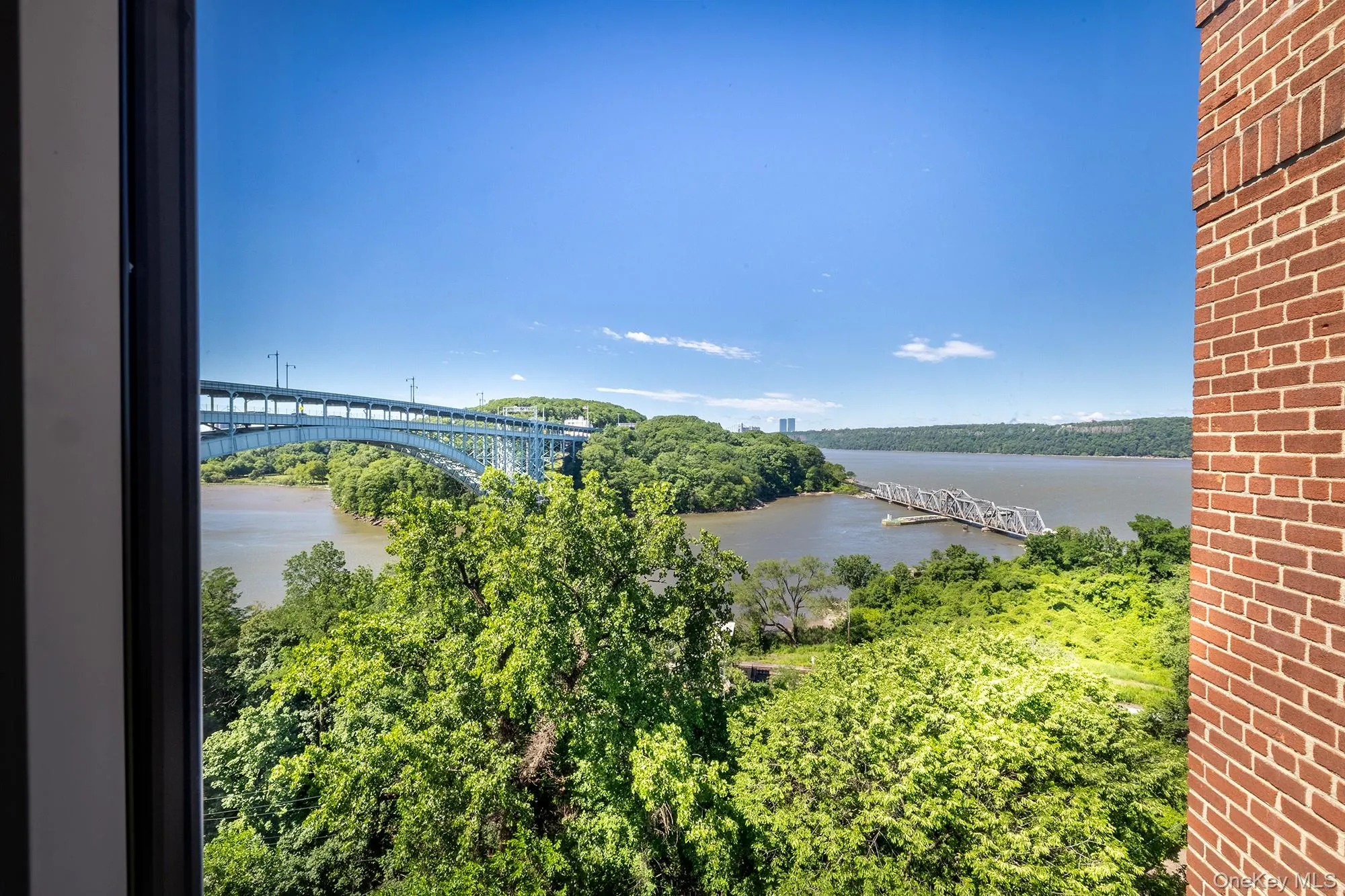 2465 Palisade Avenue, New York, NY, 2 Bedrooms Bedrooms, 4 Rooms Rooms,1 BathroomBathrooms,Residential,For Rent,Palisade,0,KEY1018012 2465 Palisade Avenue, New York, NY, 2 Bedrooms Bedrooms, 4 Rooms Rooms,1 BathroomBathrooms,Residential,For Rent,Palisade,0,KEY1018012