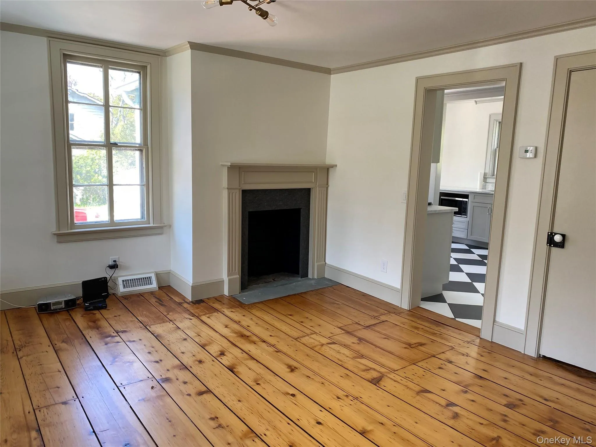 205 Christian Avenue, Brookhaven, NY, 3 Bedrooms Bedrooms, 7 Rooms Rooms,2 BathroomsBathrooms,Residential,For Rent,Christian,0,1018014 205 Christian Avenue, Brookhaven, NY, 3 Bedrooms Bedrooms, 7 Rooms Rooms,2 BathroomsBathrooms,Residential,For Rent,Christian,0,1018014
