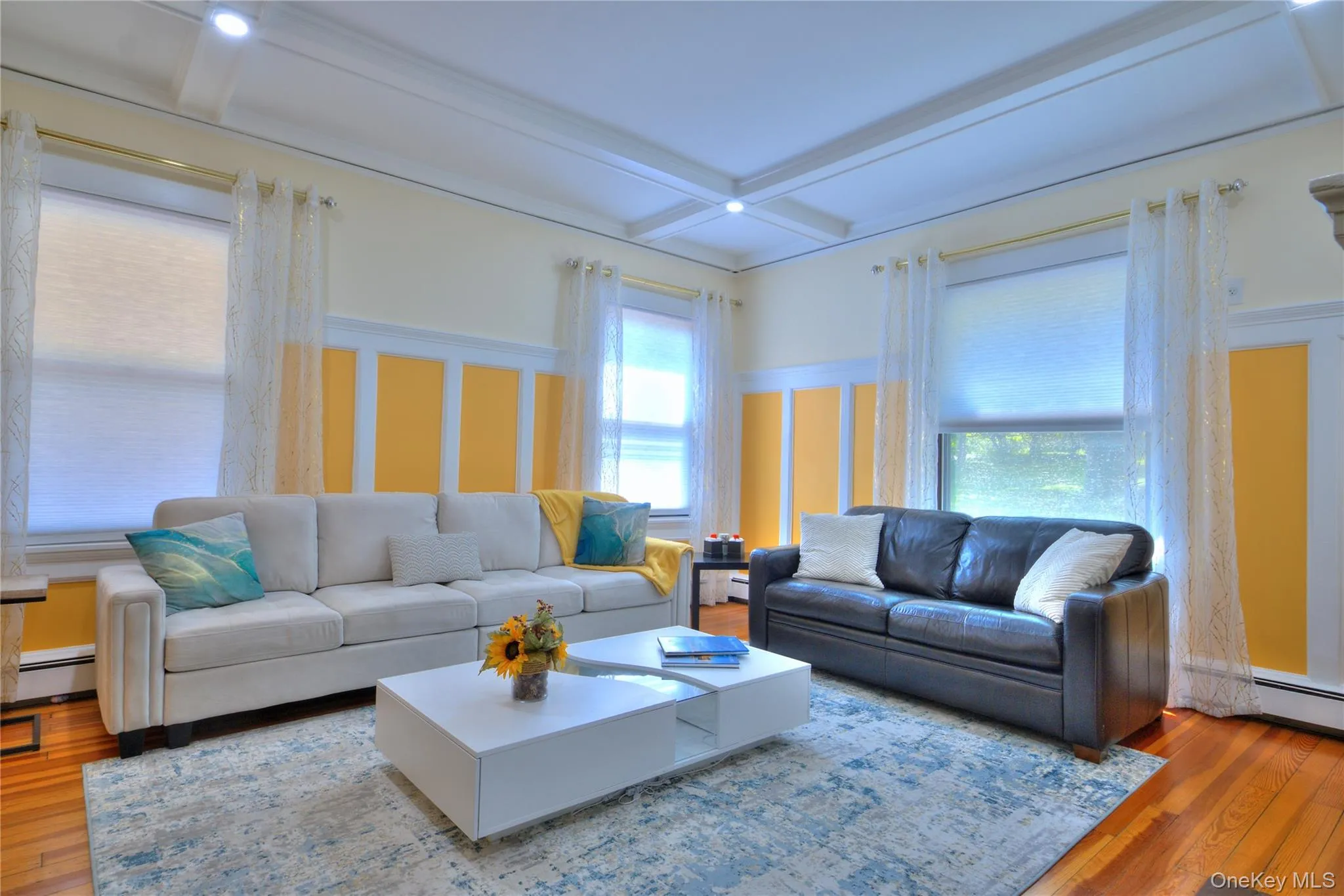 20 Shuit Place, Woodbury, NY, 3 Bedrooms Bedrooms, 7 Rooms Rooms,2 BathroomsBathrooms,Residential,For Rent,Shuit,0,1018026 20 Shuit Place, Woodbury, NY, 3 Bedrooms Bedrooms, 7 Rooms Rooms,2 BathroomsBathrooms,Residential,For Rent,Shuit,0,1018026