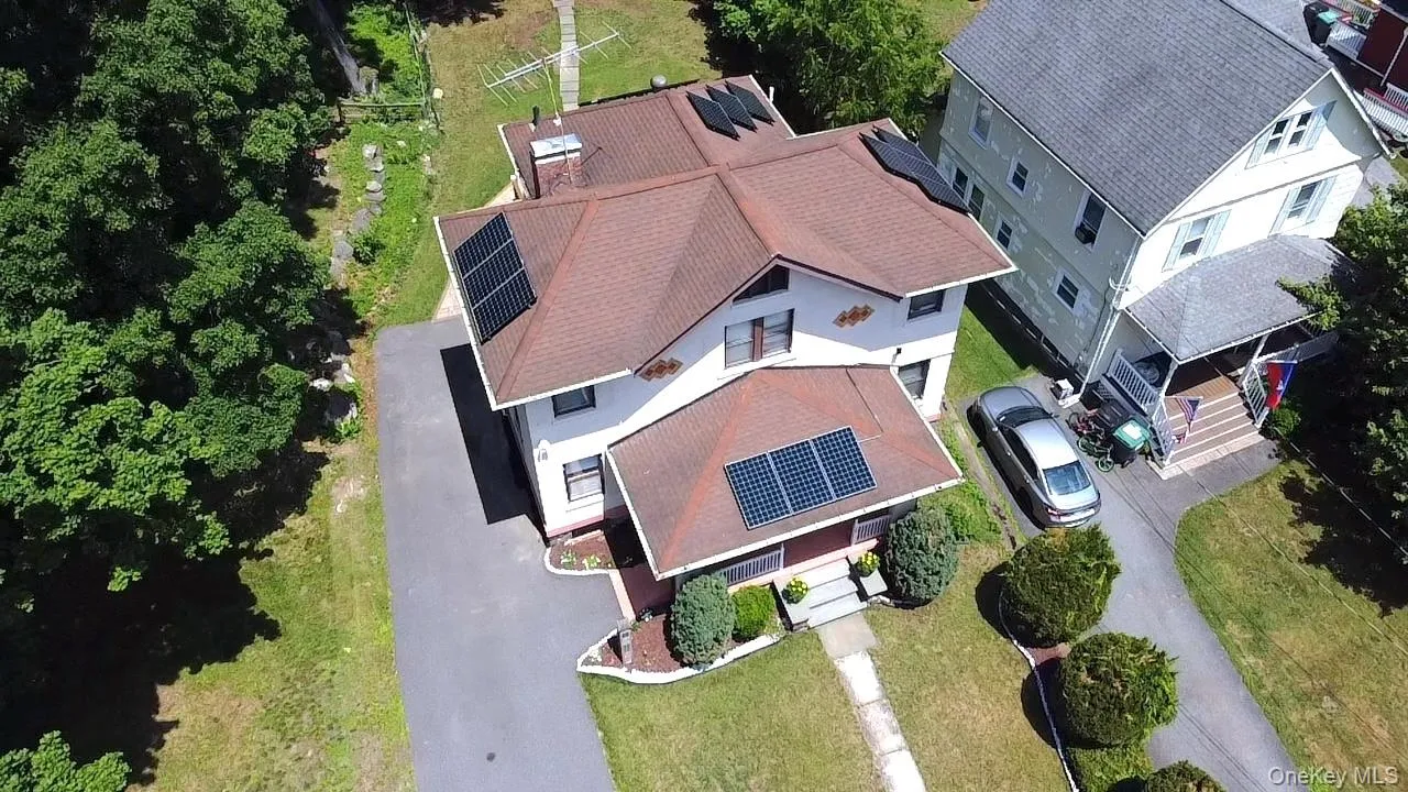 20 Shuit Place, Woodbury, NY, 3 Bedrooms Bedrooms, 7 Rooms Rooms,2 BathroomsBathrooms,Residential,For Rent,Shuit,0,1018026 20 Shuit Place, Woodbury, NY, 3 Bedrooms Bedrooms, 7 Rooms Rooms,2 BathroomsBathrooms,Residential,For Rent,Shuit,0,1018026