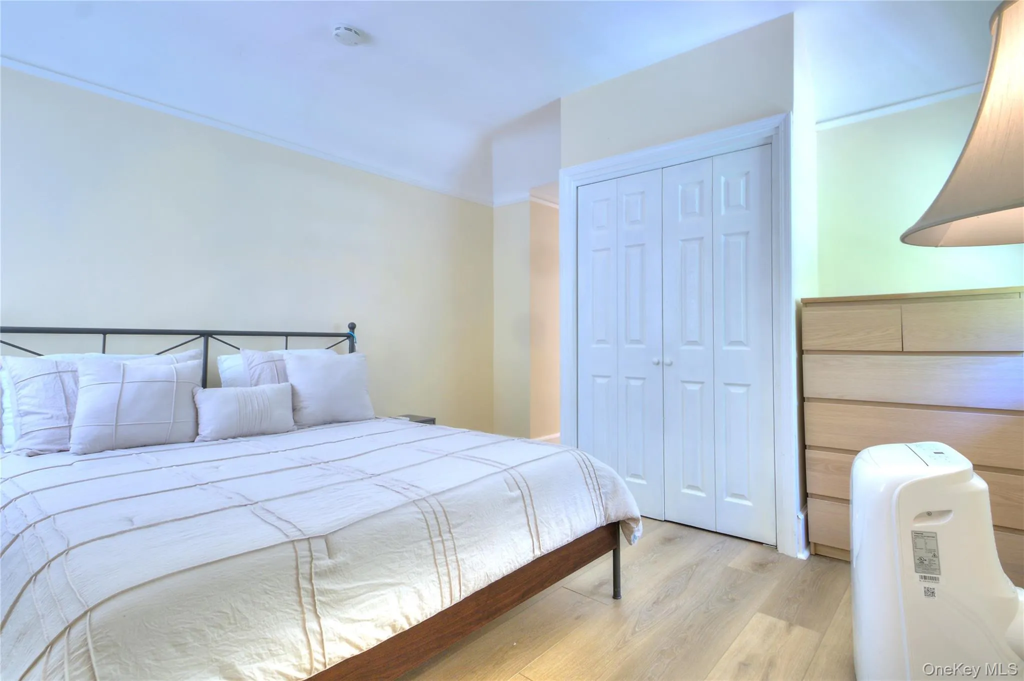 20 Shuit Place, Woodbury, NY, 3 Bedrooms Bedrooms, 7 Rooms Rooms,2 BathroomsBathrooms,Residential,For Rent,Shuit,0,1018026 20 Shuit Place, Woodbury, NY, 3 Bedrooms Bedrooms, 7 Rooms Rooms,2 BathroomsBathrooms,Residential,For Rent,Shuit,0,1018026