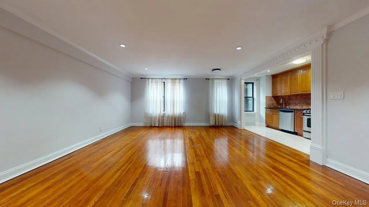105-15 66TH Road, New York, NY, 1 Bedroom Bedrooms, 3 Rooms Rooms,1 BathroomBathrooms,Residential,For Rent,66TH,0,KEY1018027 105-15 66TH Road, New York, NY, 1 Bedroom Bedrooms, 3 Rooms Rooms,1 BathroomBathrooms,Residential,For Rent,66TH,0,KEY1018027