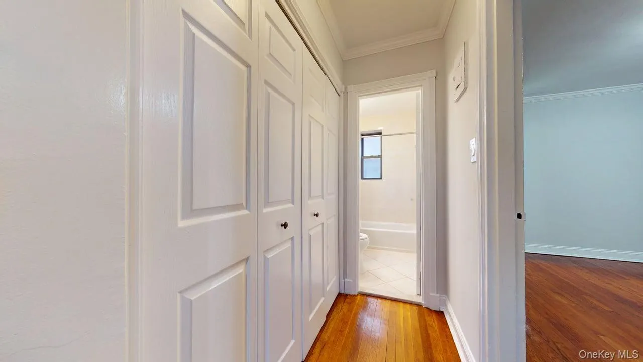 105-15 66TH Road, New York, NY, 1 Bedroom Bedrooms, 3 Rooms Rooms,1 BathroomBathrooms,Residential,For Rent,66TH,0,KEY1018027 105-15 66TH Road, New York, NY, 1 Bedroom Bedrooms, 3 Rooms Rooms,1 BathroomBathrooms,Residential,For Rent,66TH,0,KEY1018027
