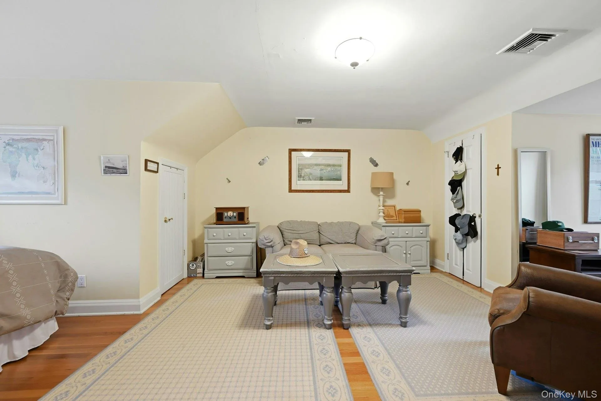 3rd bedroom 3rd bedroom