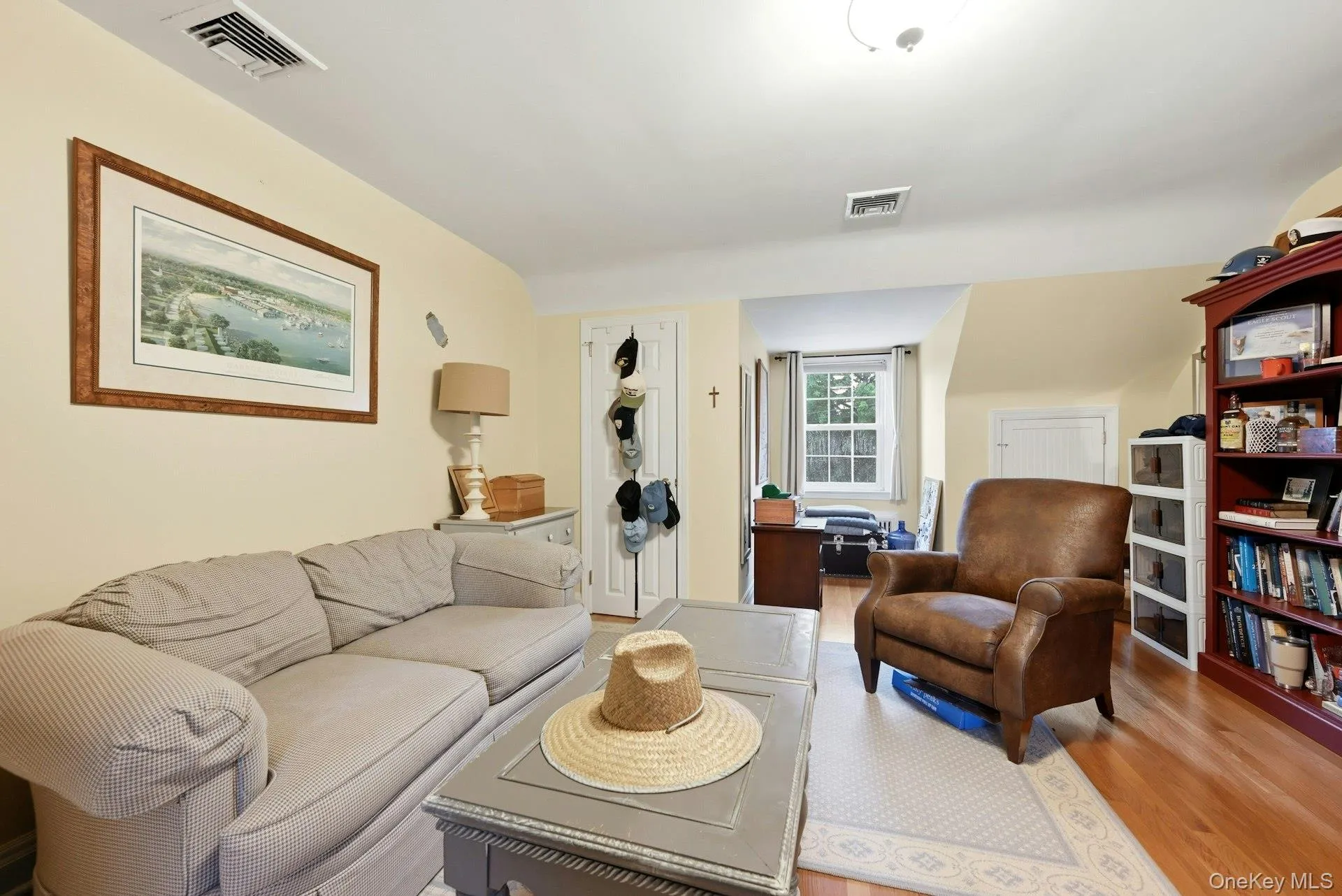 3rd bedroom 3rd bedroom