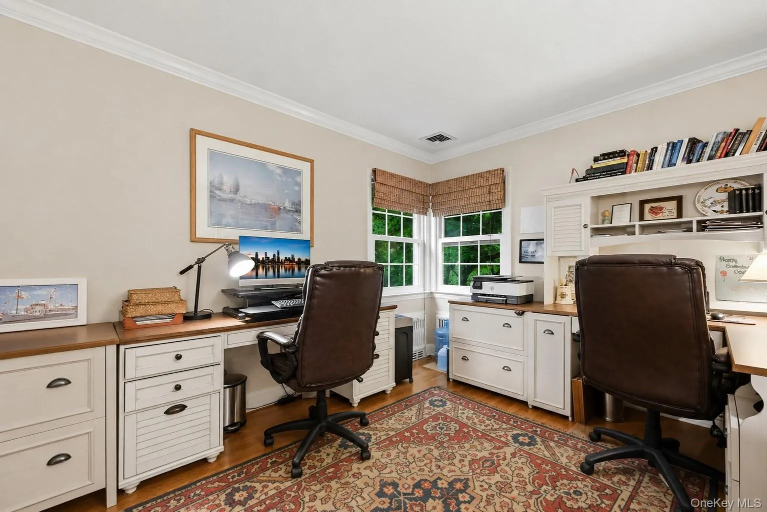 Office / 2nd bedroom on first floor Office / 2nd bedroom on first floor