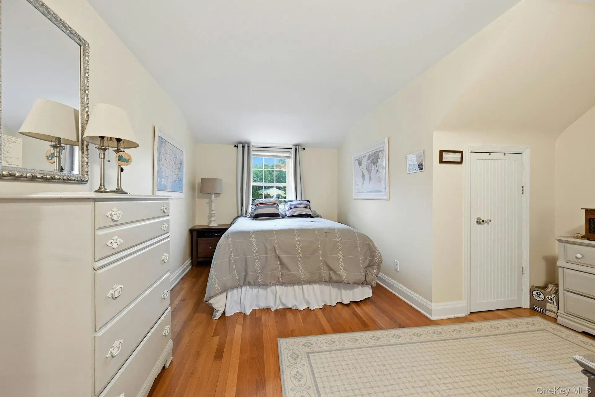 3rd bedroom 3rd bedroom