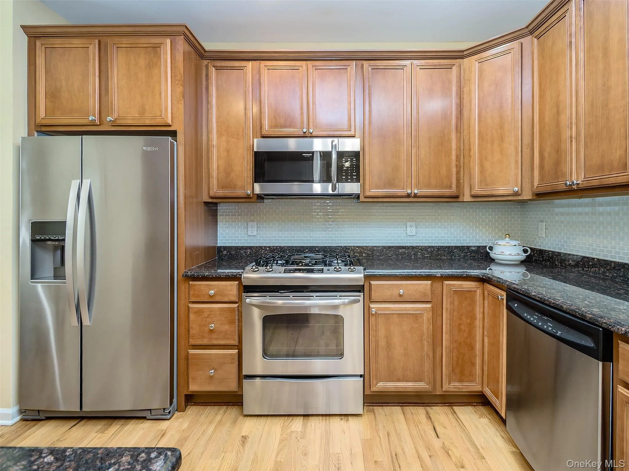 Featuring plenty of cabinets and full size appliances. Featuring plenty of cabinets and full size appliances.