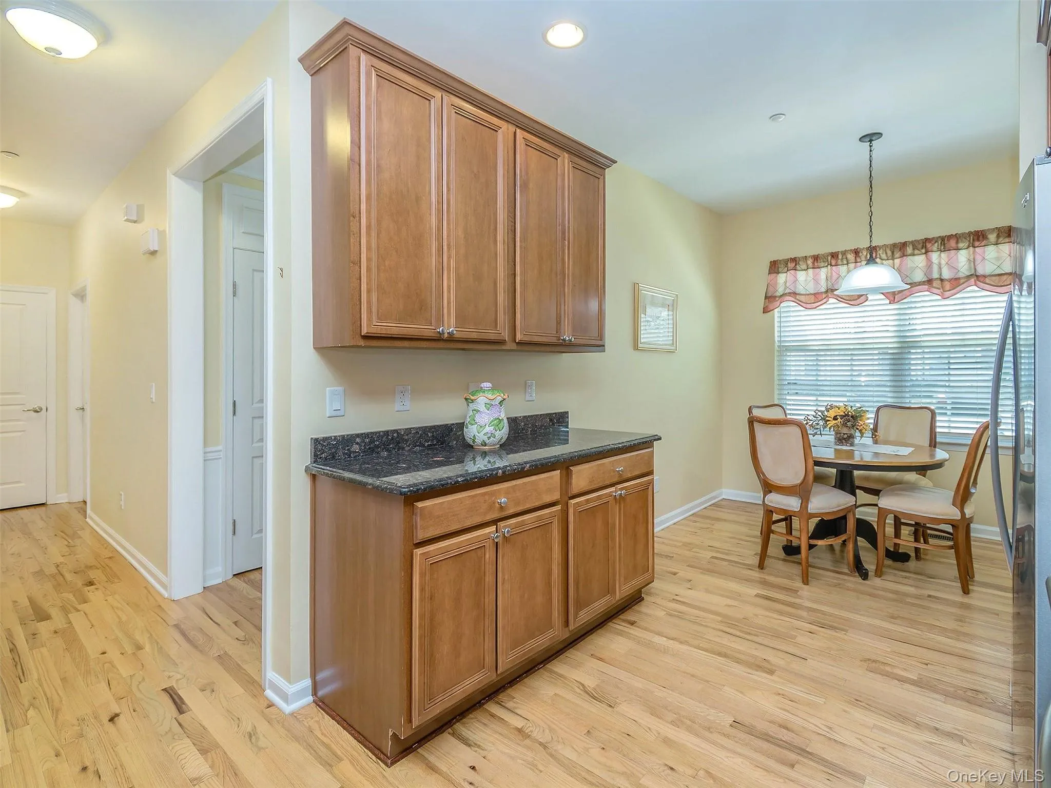 87 Paget Lane, Oyster Bay, NY, 2 Bedrooms Bedrooms, 5 Rooms Rooms,2 BathroomsBathrooms,Residential,For Rent,Paget,0,KEY1018031 87 Paget Lane, Oyster Bay, NY, 2 Bedrooms Bedrooms, 5 Rooms Rooms,2 BathroomsBathrooms,Residential,For Rent,Paget,0,KEY1018031