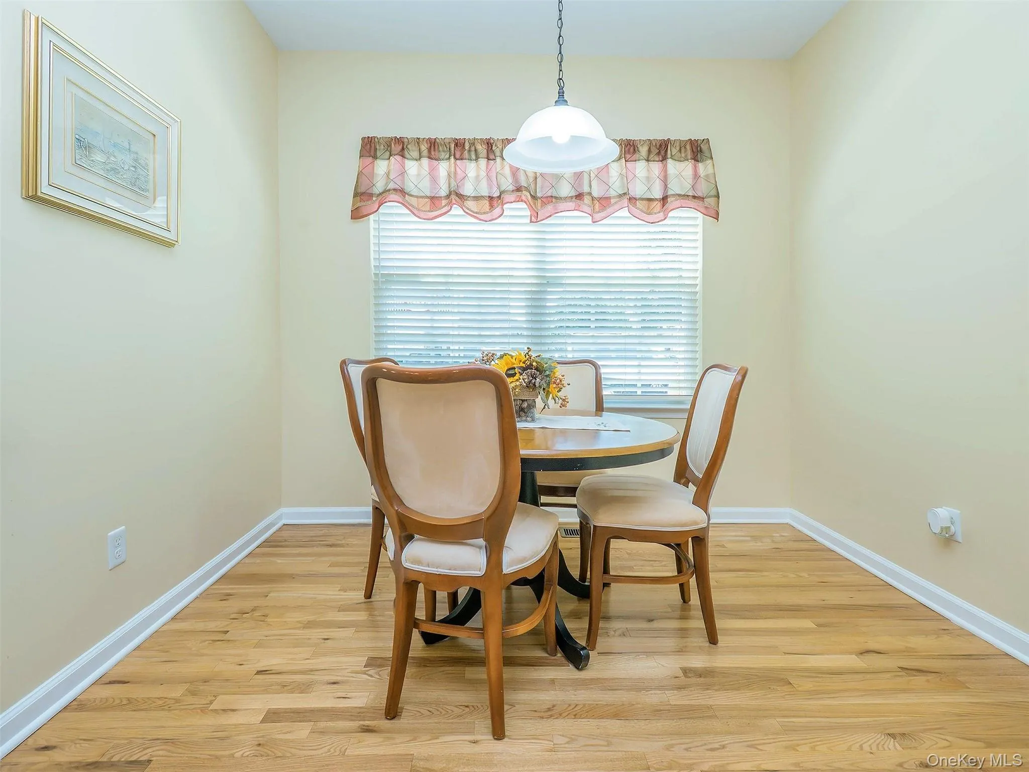 Cozy breakfast nook. Cozy breakfast nook.