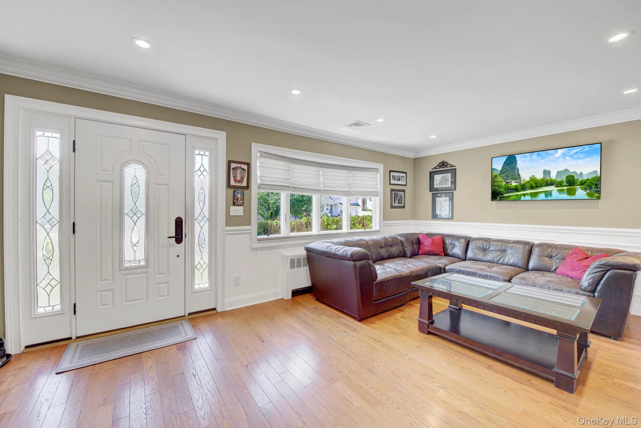 6 Oxford Avenue, Oyster Bay, NY, 3 Bedrooms Bedrooms, 7 Rooms Rooms,1 BathroomBathrooms,Residential,For Rent,Oxford,0,KEY1018037 6 Oxford Avenue, Oyster Bay, NY, 3 Bedrooms Bedrooms, 7 Rooms Rooms,1 BathroomBathrooms,Residential,For Rent,Oxford,0,KEY1018037