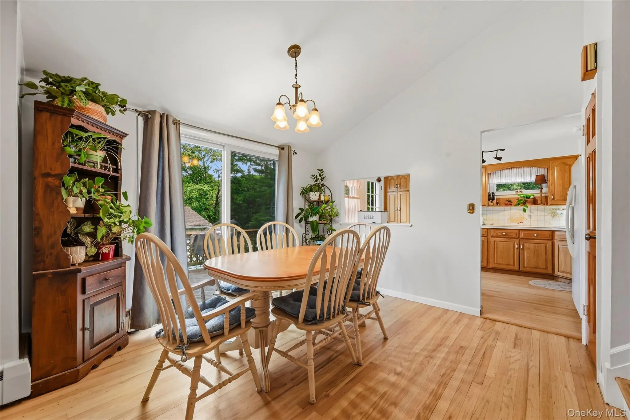2590 Darnley Place, Yorktown, NY, 3 Bedrooms Bedrooms, 8 Rooms Rooms,2 BathroomsBathrooms,Residential,For Rent,Darnley,0,1018039 2590 Darnley Place, Yorktown, NY, 3 Bedrooms Bedrooms, 8 Rooms Rooms,2 BathroomsBathrooms,Residential,For Rent,Darnley,0,1018039