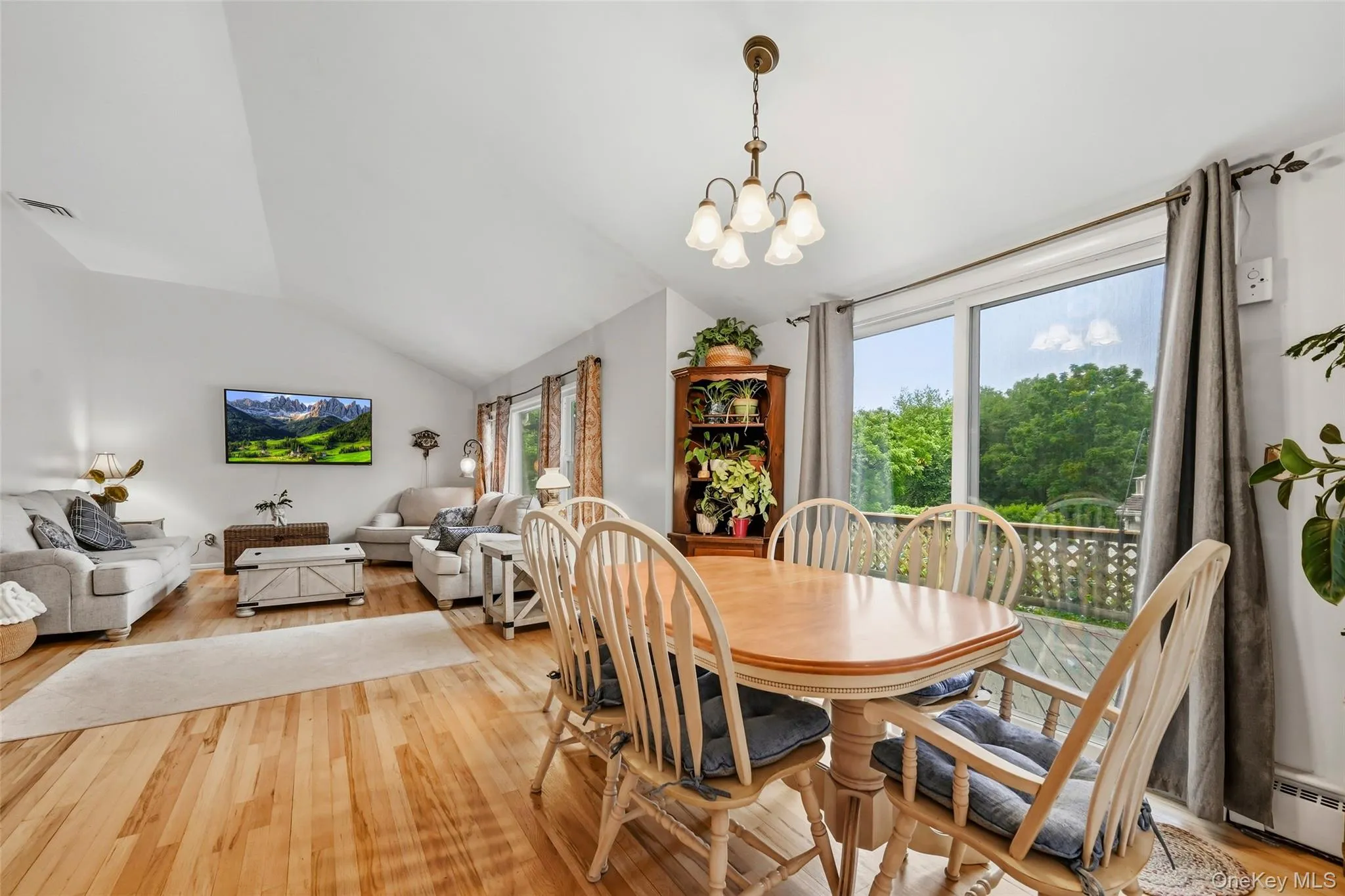 2590 Darnley Place, Yorktown, NY, 3 Bedrooms Bedrooms, 8 Rooms Rooms,2 BathroomsBathrooms,Residential,For Rent,Darnley,0,1018039 2590 Darnley Place, Yorktown, NY, 3 Bedrooms Bedrooms, 8 Rooms Rooms,2 BathroomsBathrooms,Residential,For Rent,Darnley,0,1018039