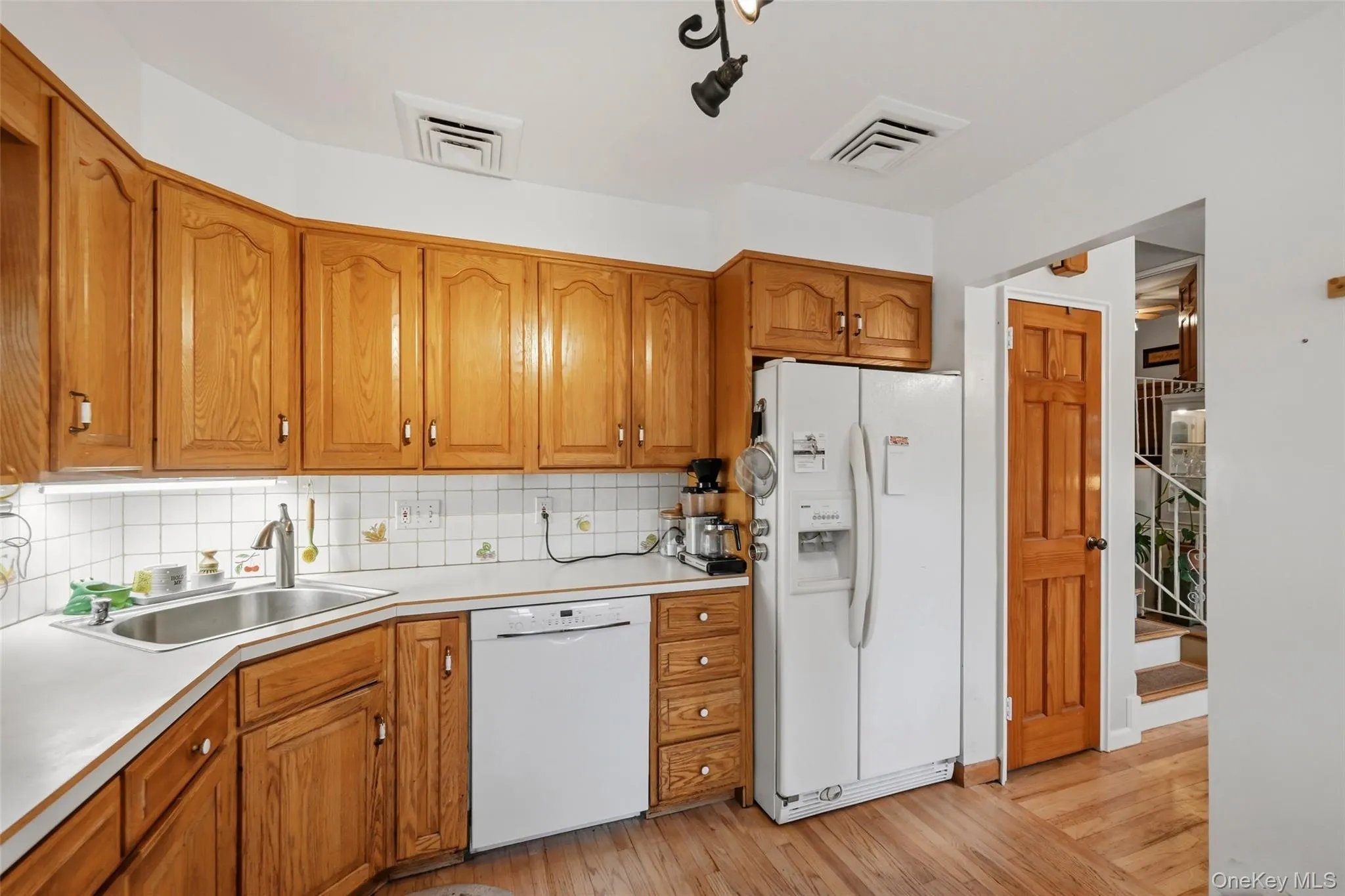 2590 Darnley Place, Yorktown, NY, 3 Bedrooms Bedrooms, 8 Rooms Rooms,2 BathroomsBathrooms,Residential,For Rent,Darnley,0,1018039 2590 Darnley Place, Yorktown, NY, 3 Bedrooms Bedrooms, 8 Rooms Rooms,2 BathroomsBathrooms,Residential,For Rent,Darnley,0,1018039