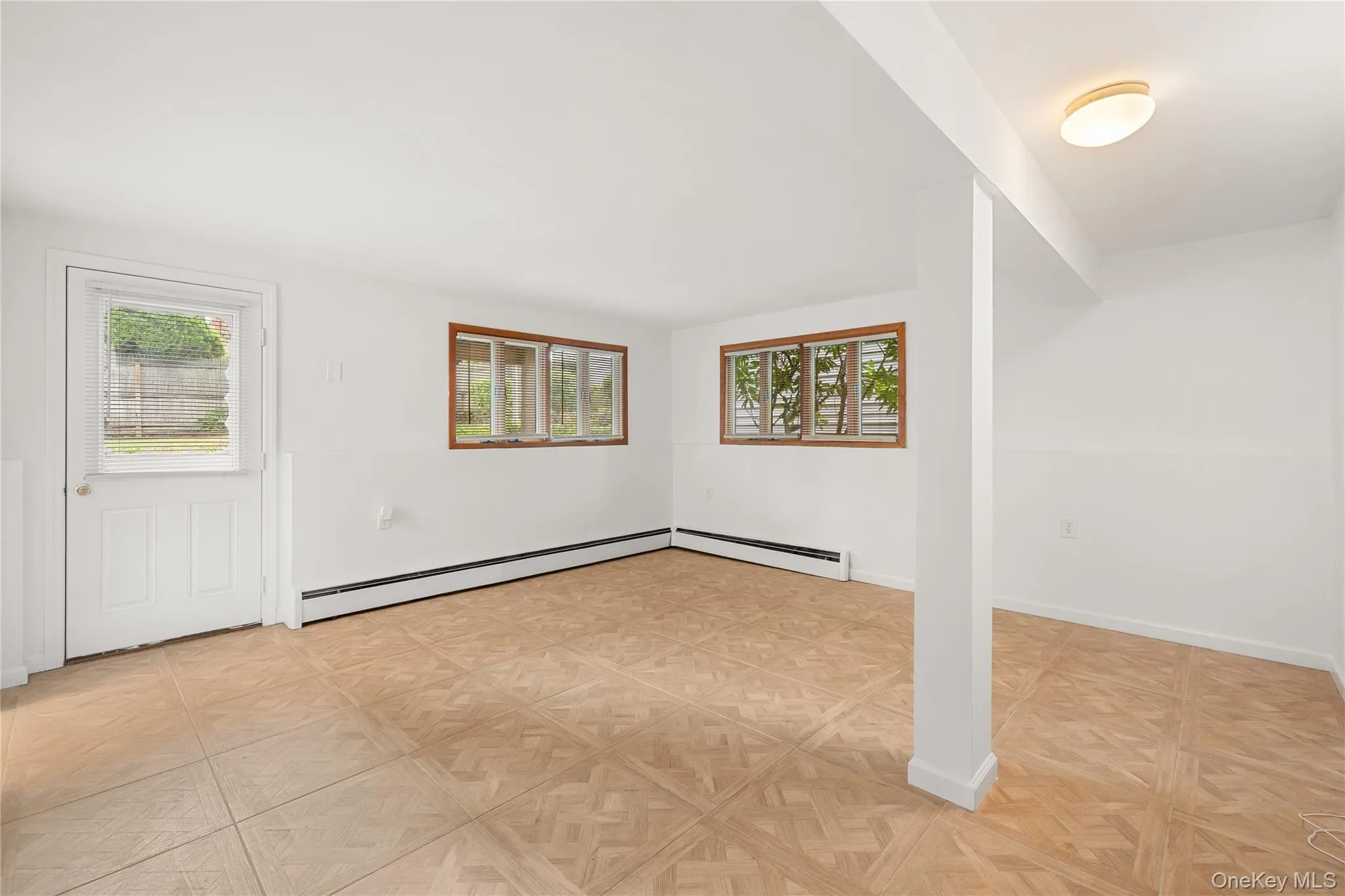 142 Mohican Avenue, Islip, NY, 4 Bedrooms Bedrooms, 8 Rooms Rooms,1 BathroomBathrooms,Residential,For Rent,Mohican,0,1018040 142 Mohican Avenue, Islip, NY, 4 Bedrooms Bedrooms, 8 Rooms Rooms,1 BathroomBathrooms,Residential,For Rent,Mohican,0,1018040