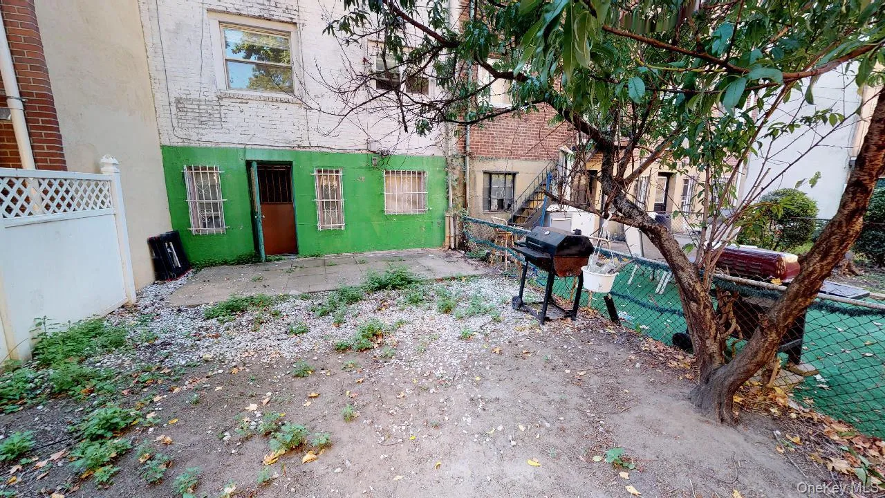105-43 65th Road, New York, NY, 3 Bedrooms Bedrooms, 6 Rooms Rooms,2 BathroomsBathrooms,Residential Lease,For Rent,65th,0,KEY1018042 105-43 65th Road, New York, NY, 3 Bedrooms Bedrooms, 6 Rooms Rooms,2 BathroomsBathrooms,Residential Lease,For Rent,65th,0,KEY1018042