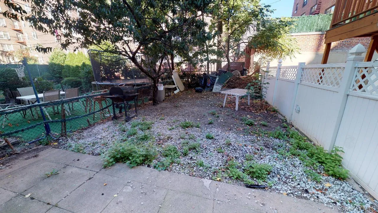 105-43 65th Road, New York, NY, 3 Bedrooms Bedrooms, 6 Rooms Rooms,2 BathroomsBathrooms,Residential Lease,For Rent,65th,0,KEY1018042 105-43 65th Road, New York, NY, 3 Bedrooms Bedrooms, 6 Rooms Rooms,2 BathroomsBathrooms,Residential Lease,For Rent,65th,0,KEY1018042