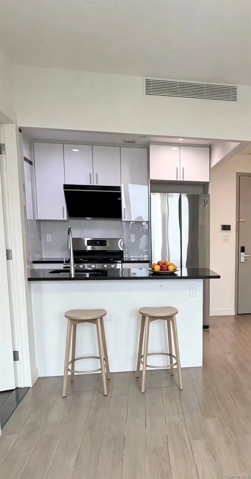 144-27 Sanford Avenue, New York, NY, 2 Bedrooms Bedrooms, 6 Rooms Rooms,2 BathroomsBathrooms,Residential,For Rent,Sanford,0,KEY1018046 144-27 Sanford Avenue, New York, NY, 2 Bedrooms Bedrooms, 6 Rooms Rooms,2 BathroomsBathrooms,Residential,For Rent,Sanford,0,KEY1018046