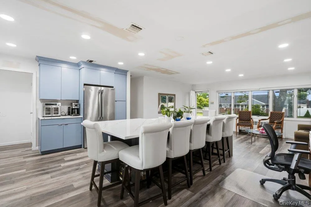 26 Sheridan Street, Oyster Bay, NY, 4 Bedrooms Bedrooms, 7 Rooms Rooms,3 BathroomsBathrooms,Residential,For Rent,Sheridan,0,KEY1018050 26 Sheridan Street, Oyster Bay, NY, 4 Bedrooms Bedrooms, 7 Rooms Rooms,3 BathroomsBathrooms,Residential,For Rent,Sheridan,0,KEY1018050